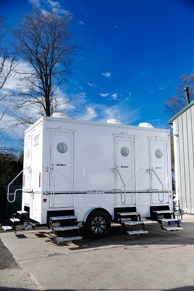 4-stall restroom trailer outside