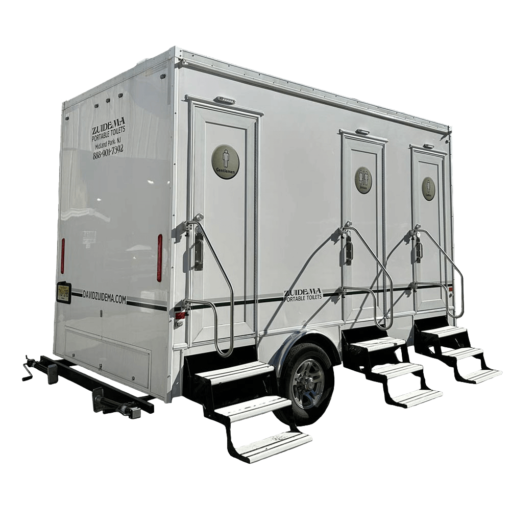 3 station restroom trailer